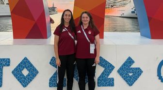Milli badmintoncularda yarı final sevinci