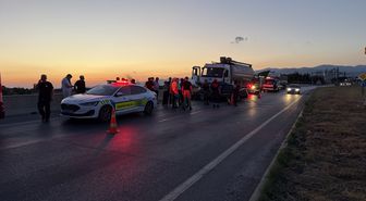 Yem Tankeri Kazası: Karı Koca Hayatını Kaybetti
