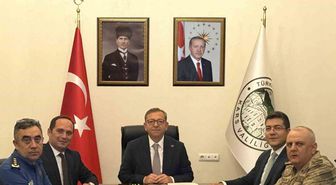 Kars'ta Güvenlik Toplantısı: Okul ve Sınır Güvenliği Masaya Yatırıldı