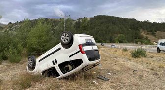 Kastamonu'da Takla Atan Araçta 4 Yaralı