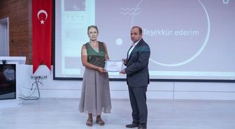 Manisa'da Bağımlılıkla Mücadele Toplantısı: Ailelerin Rolü ve Destek Süreçleri Ele Alındı