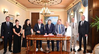 Muratpaşa'ya 5 Hekimli Aile Sağlığı Merkezi