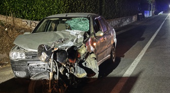 İpsala'da Motosiklet Otomobile Saplandı: 3 Yaralı