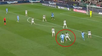 Salah'ın hareketine spikerin verdiği tepki alay konusu oldu