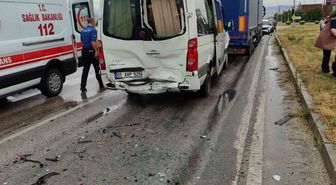 Suluova’da Zincirleme Kaza: 11 Yaralı