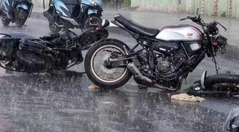 Esenkent-Bahçeşehir yolunda motosiklet kazası: 1 ölü, 1 ağır yaralı