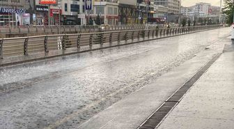 Elazığ'da Sağanak Yağış Hayatı Olumsuz Etkiledi