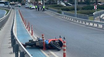 İzmir'de Motosiklet Kazası: 20 Yaşındaki Sürücü Hayatını Kaybetti