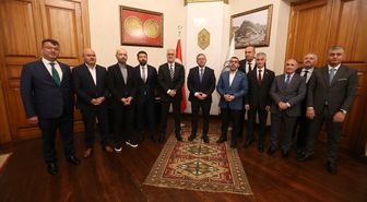 Kars'a Devlet Tiyatrosu Müjdesi