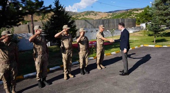Üzümlü Kaymakamı Hökelekli, Tanyeri Jandarma Karakolunu Ziyaret Etti