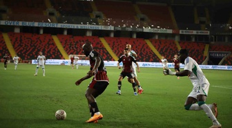 Gaziantep FK 0-1 Çaykur Rizespor (15. dakika)