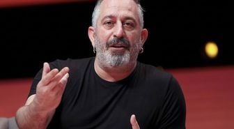 Cem Yılmaz hastaneye kaldırıldı