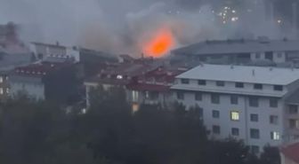 Erzurum'da 5 Katlı Apartmanın Çatısında Yangın