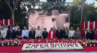 İzmir'de Zafer Bayramı Resepsiyonu