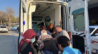 Feribot Kazasında Torununu Bekleyen Nine Fenalaştı