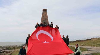 Oltu Yürüyüş Grubu'ndan Allahuekber Dağları'nda 30 Ağustos Anması