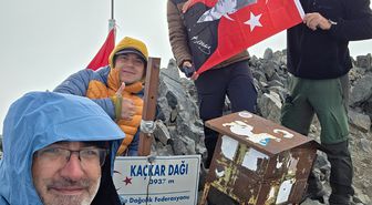 Kaçkar Dağı'nda Zafer Bayramı Zirve Kutlaması