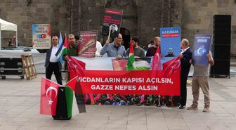 Gazze için 146. hafta sessiz yürüyüşü