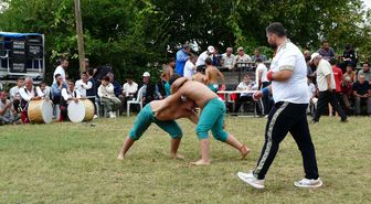 Sinop'ta İlk Karakucak Güreşleri Coşkusu