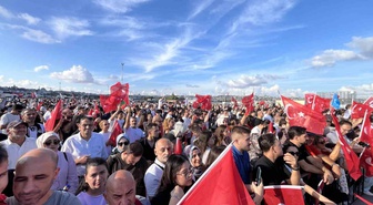 SOLOTÜRK'ten Zafer Bayramı'nda İstanbul'da Nefes Kesen Gösteri