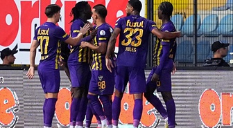 Süper Lig'de inanılmaz maç! 25. saniyede gol yedikleri mücadeleyi 90+4'te kazandılar