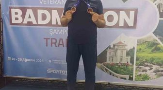 Beypazarılı Veteran Badmintoncu Ali Dönmez'den Çifte Türkiye Üçüncülüğü