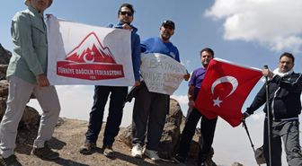 Süphan Dağı'nda 30 Ağustos Zafer Tırmanışı