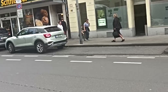 Köln'de Türk kafesine silahlı saldırı