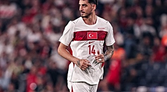 Daha imzası bile kurumamıştı! Samet Akaydin, Trabzonspor'dan ayrılıyor