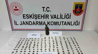 Eskişehir'de Tarihi Eser Operasyonu: 1 Elmas, 1 Heykel ve 194 Bronz Sikke Ele Geçirildi