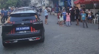 Kuşadası'nda pompalı dehşeti! Telefon kavgası sokağa taştı, küçük çocuk vuruldu