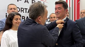 Ortahisar Belediye Başkanı Ahmet Kaya, Yeni Parti'ye katıldı