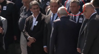 Özgür Özel'in yüz ifadesi bomba: Kılıçdaroğlu ile böyle tokalaştı
