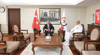 Tuğamiral Gökmen Gücüyen, Karadeniz Bölge Komutanlığı Görevine Başladı