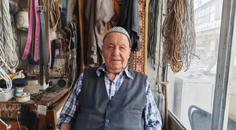 92 Yaşındaki Mehmet Ali Usta, 70 Yıldır Semercilik Mesleğini Yaşatıyor