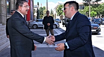 Bakan Yardımcısı Tuncay, Vali Yılmaz'ı ziyaret etti