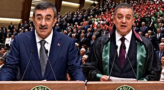 Yeni adli yıl başladı! Törende kritik mesajlar