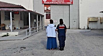 Bilecik'te aranan kadın jandarmaya yakalandı