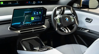 BMW'den tartışma yaratan karar: Fiziksel düğmeler azalıyor