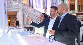 Huawei'nin İlk Yarı Geliri Yüzde 9,55 Artarak 467,82 Milyar Yuana Ulaştı