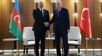 Erdoğan ve Aliyev Bişkek'te Bir Araya Geldi