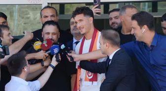 Deniz Gül İstanbul'da: Galatasaray'ın Yeni Transferi Taraftarla Buluştu