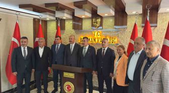Bakan Tekin Batman'da Eğitim Yatırımlarını Görüştü