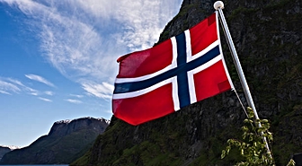 Norveç'te Yeni Kral Haakon Anayasaya Bağlılık Yemini Etti