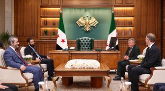 Şara, Danimarka Bakanı'nı Şam'da kabul etti