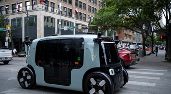 Zoox ve Waymo ABD'de Otonom Yolculuk Hizmetlerini Genişletiyor