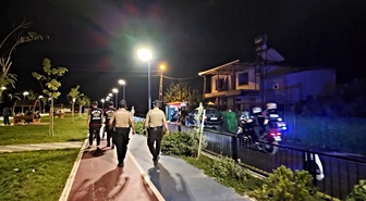 Adıyaman'da Asayiş Uygulaması: 2 Aranan Şahıs Yakalandı, Trafik Cezaları 157 Bin Lirayı Aştı