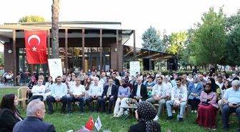 Düzce'de Gazze İçin Bilim Kafe: 'Her Şartta Öğrenmek'