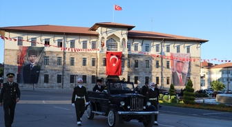 Sivas'ta Atatürk'ün Gelişi Temsili Canlandırıldı