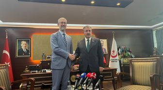 Destici: Ukrayna'nın toprak bütünlüğünden yanayız
